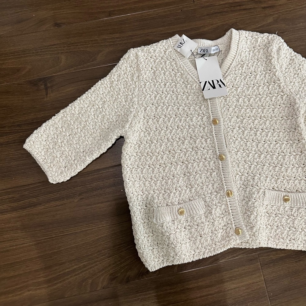 Zara Cream Textured gold buttom  Cardigan - Picture 3 of 5